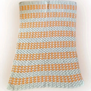 Baby Afghan crocheted shell pattern orange and white‎ EUC!